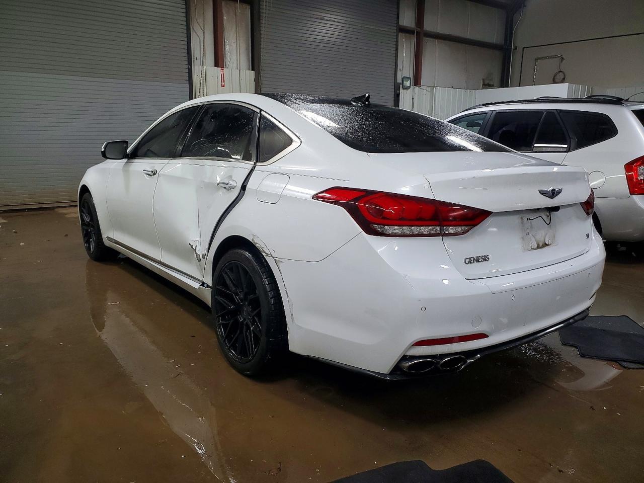 2015 HYUNDAI GENESIS