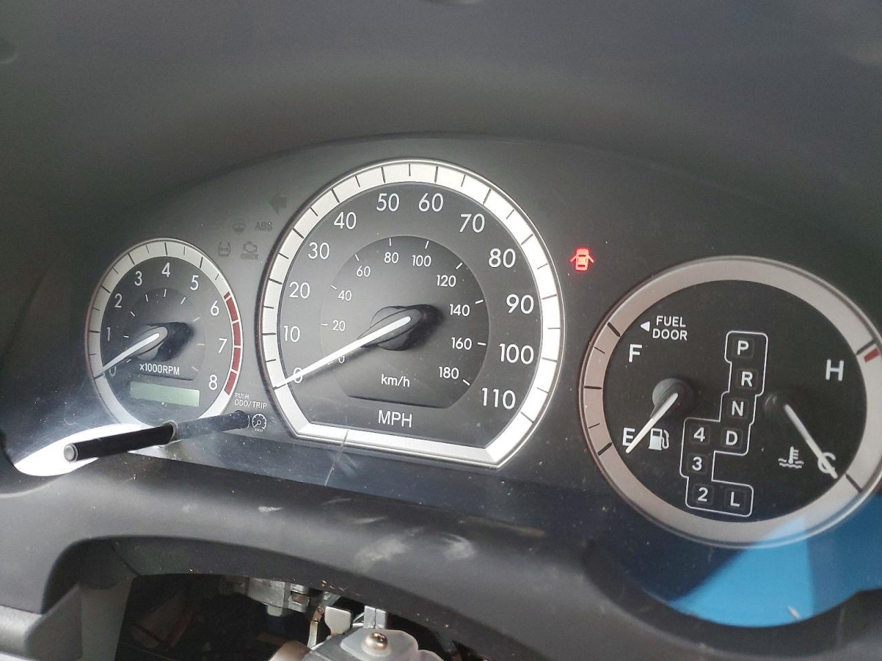 2004 TOYOTA SIENNA