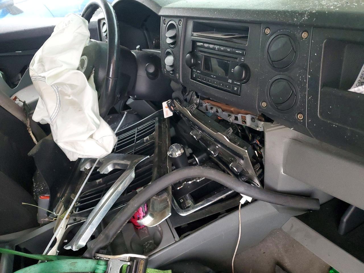 2007 JEEP Commander