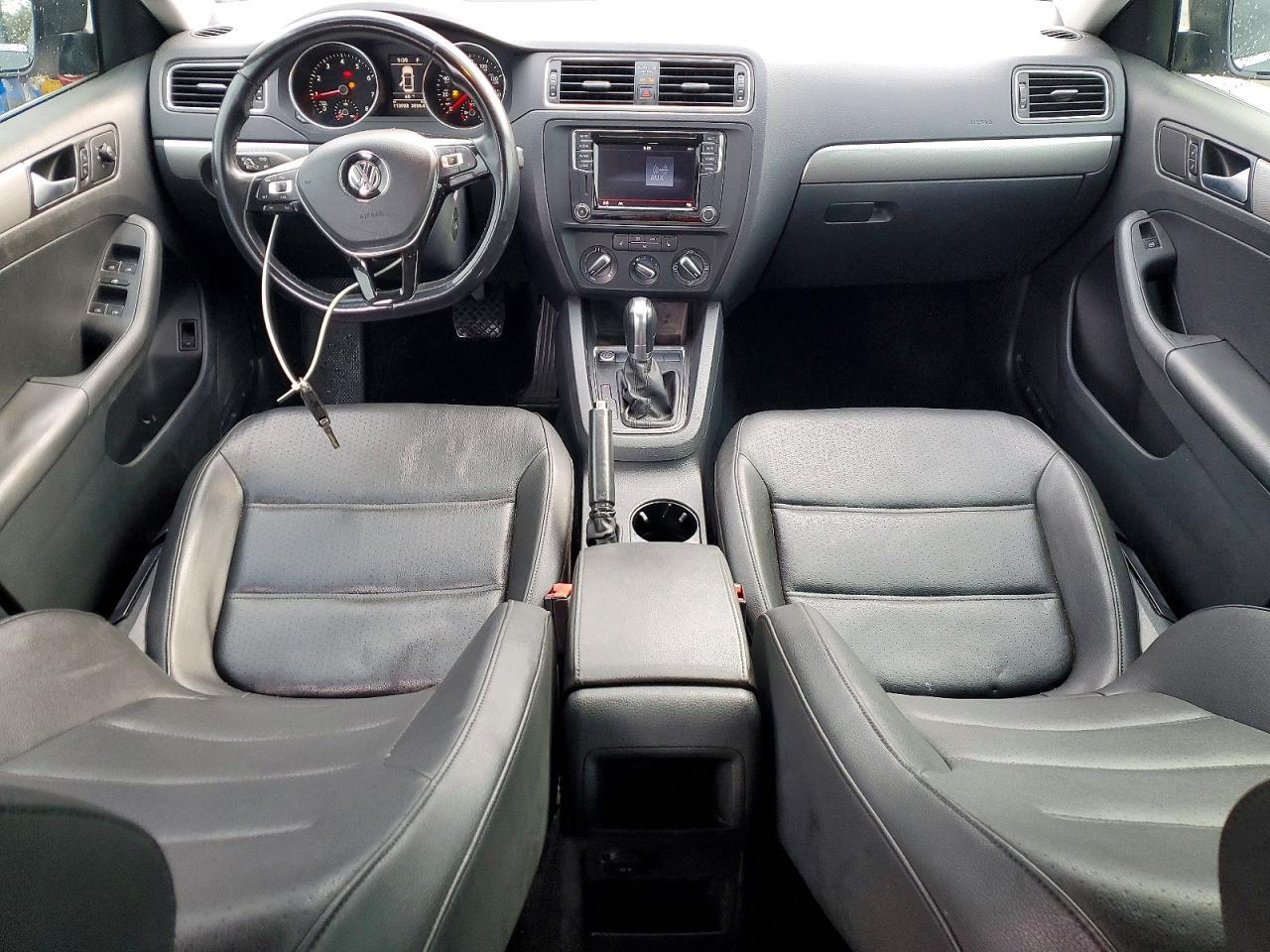 2017 VOLKSWAGEN JETTA
