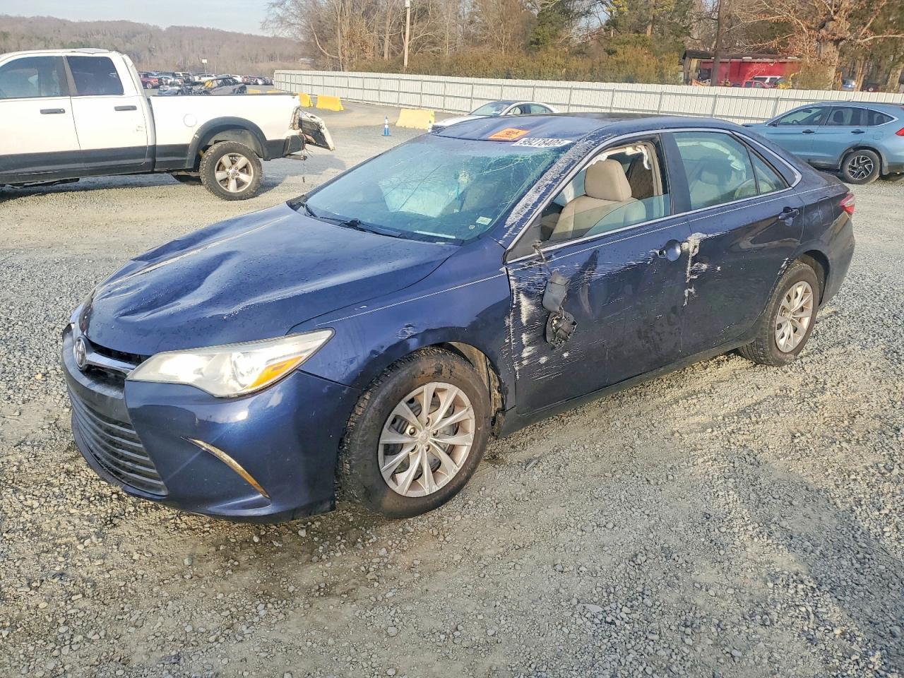 2015 TOYOTA CAMRY