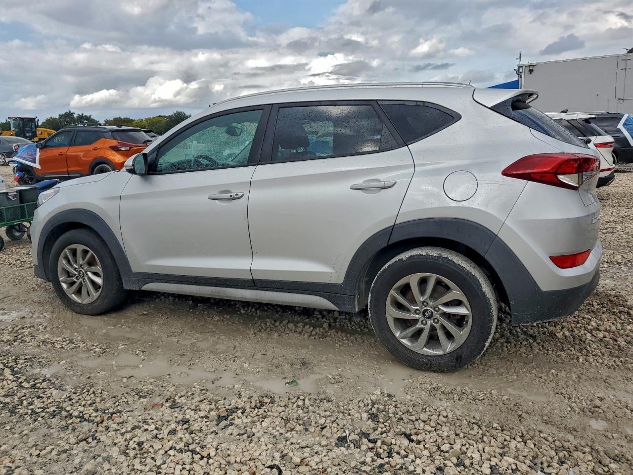 2018 HYUNDAI TUCSON