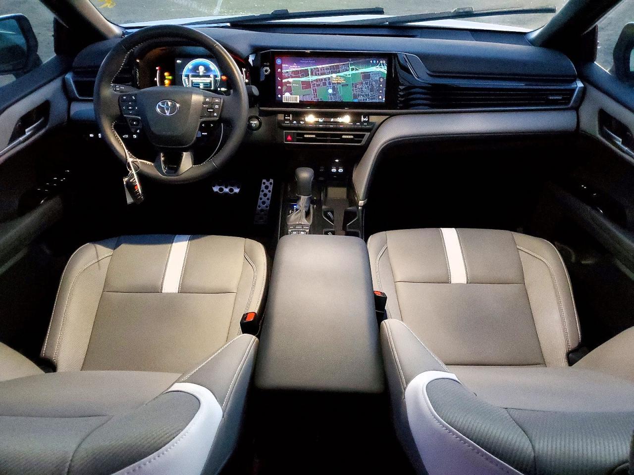 2025 TOYOTA CAMRY