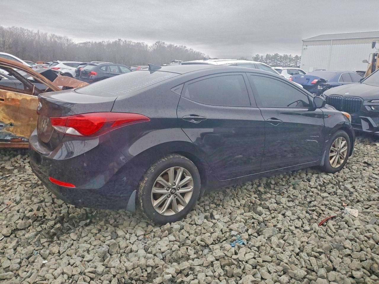 2016 HYUNDAI ELANTRA