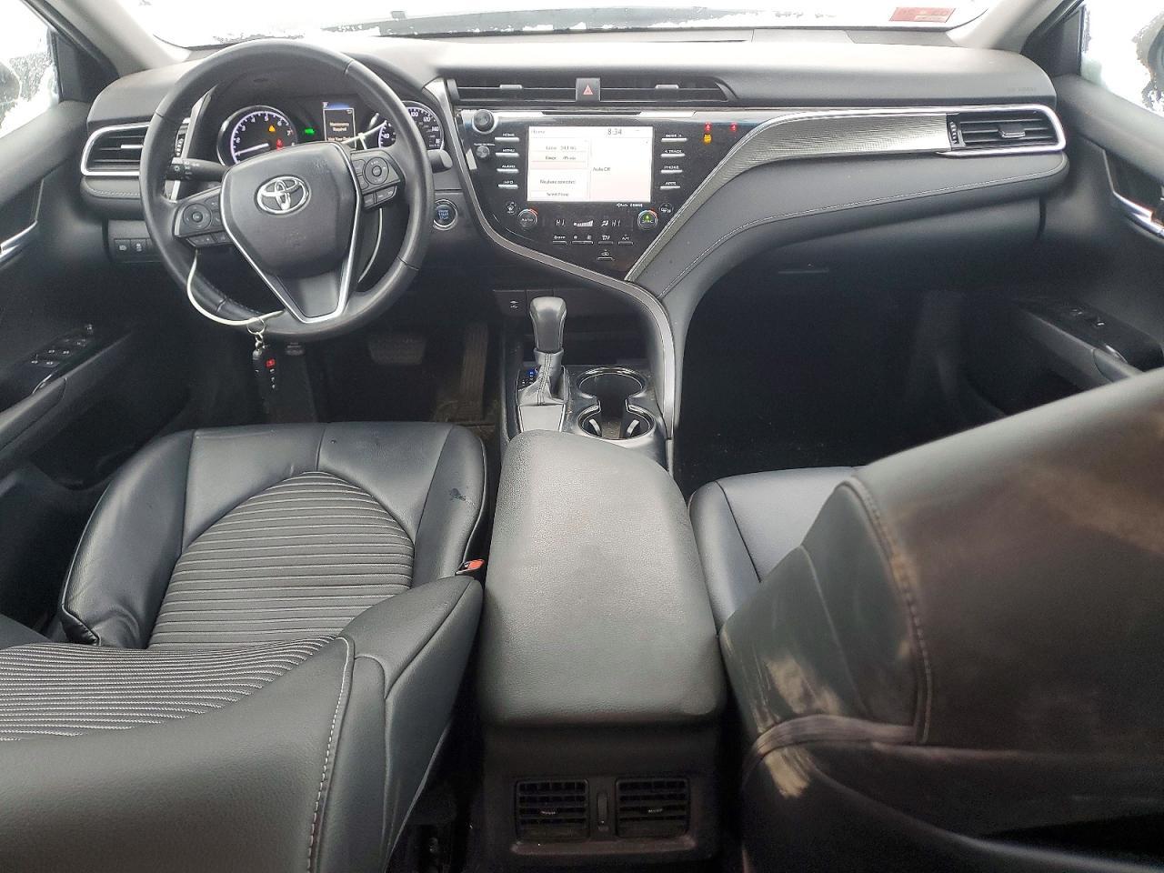 2018 TOYOTA CAMRY