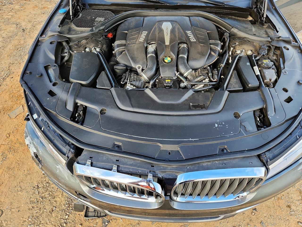 2016 BMW 7 series