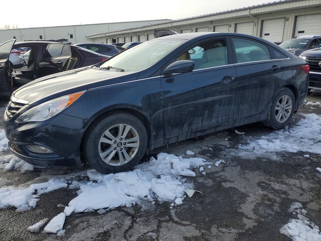 2013 HYUNDAI SONATA