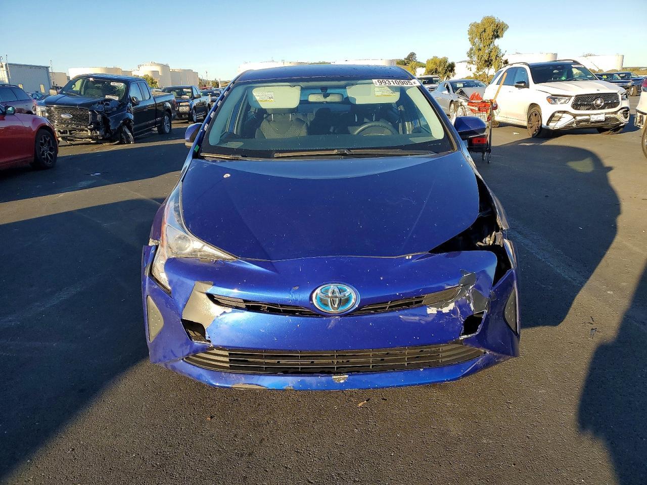 2016 TOYOTA PRIUS