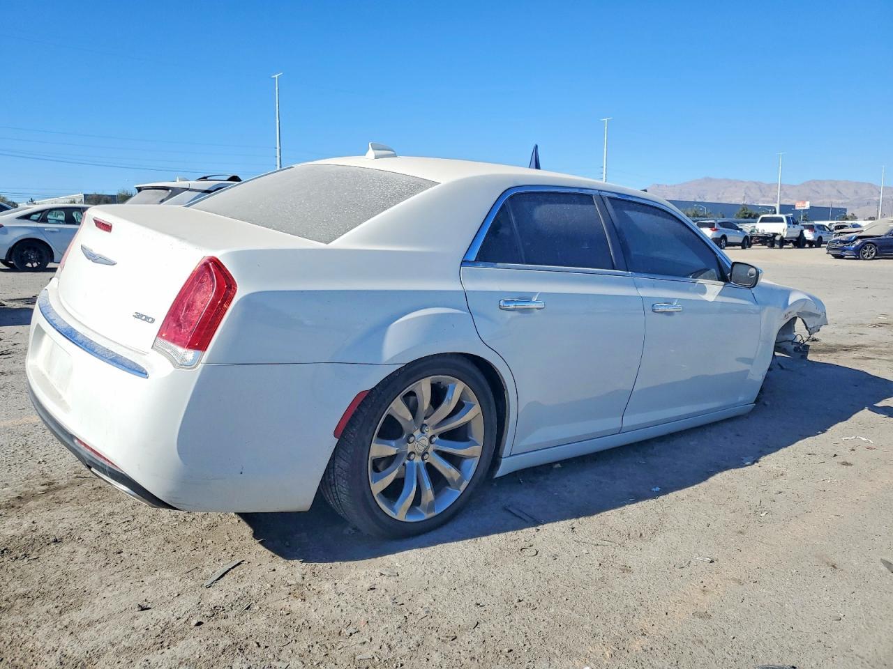 2019 CHRYSLER 300