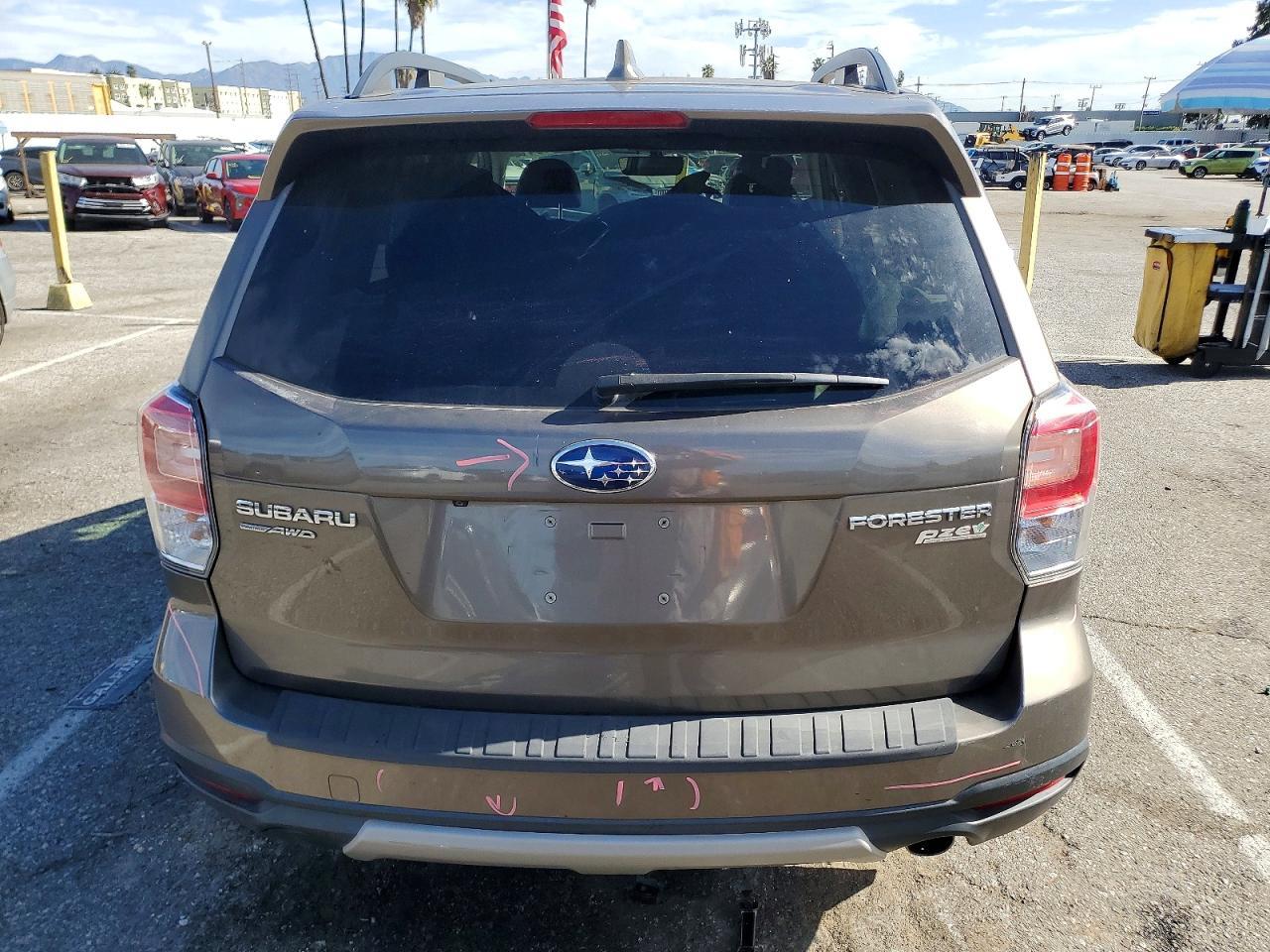 2017 SUBARU FORESTER