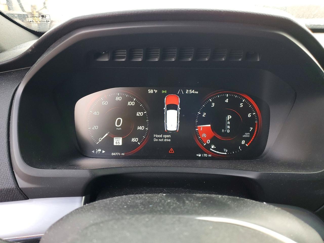 2018 VOLVO XC90