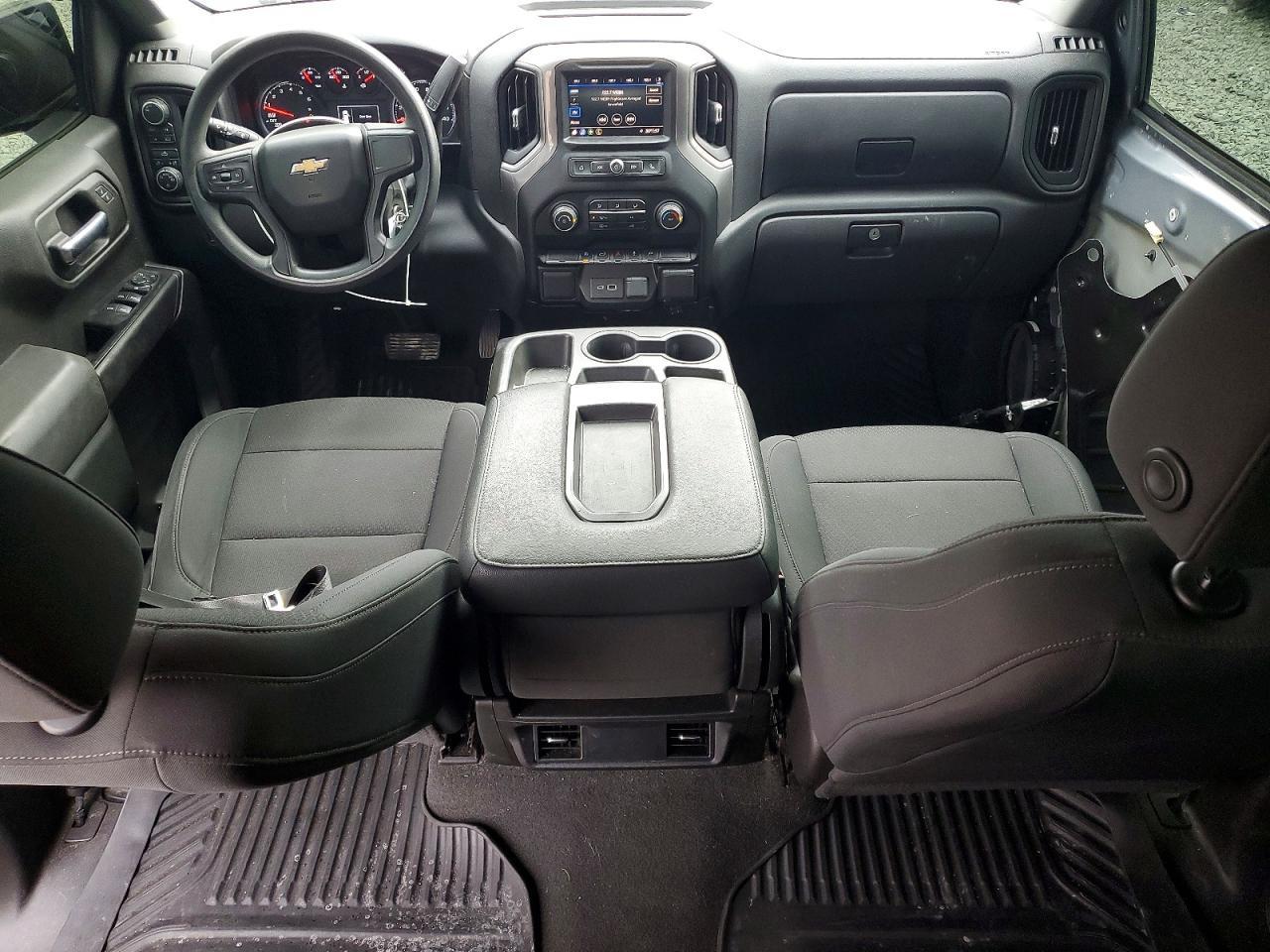 2021 CHEVROLET Silverado
