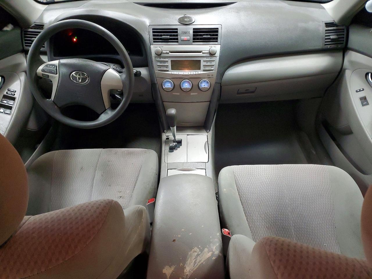2011 TOYOTA CAMRY