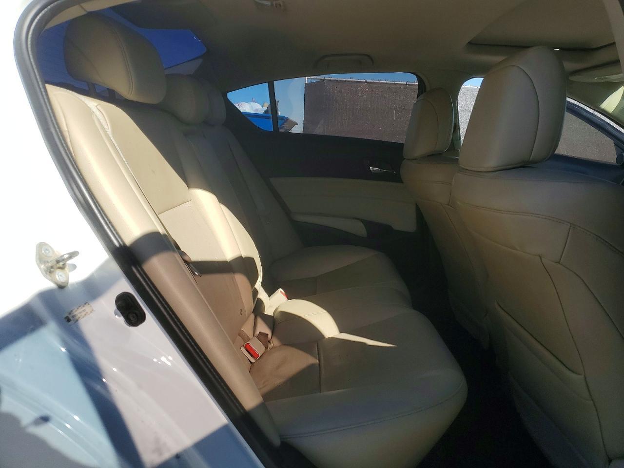 2017 ACURA ILX