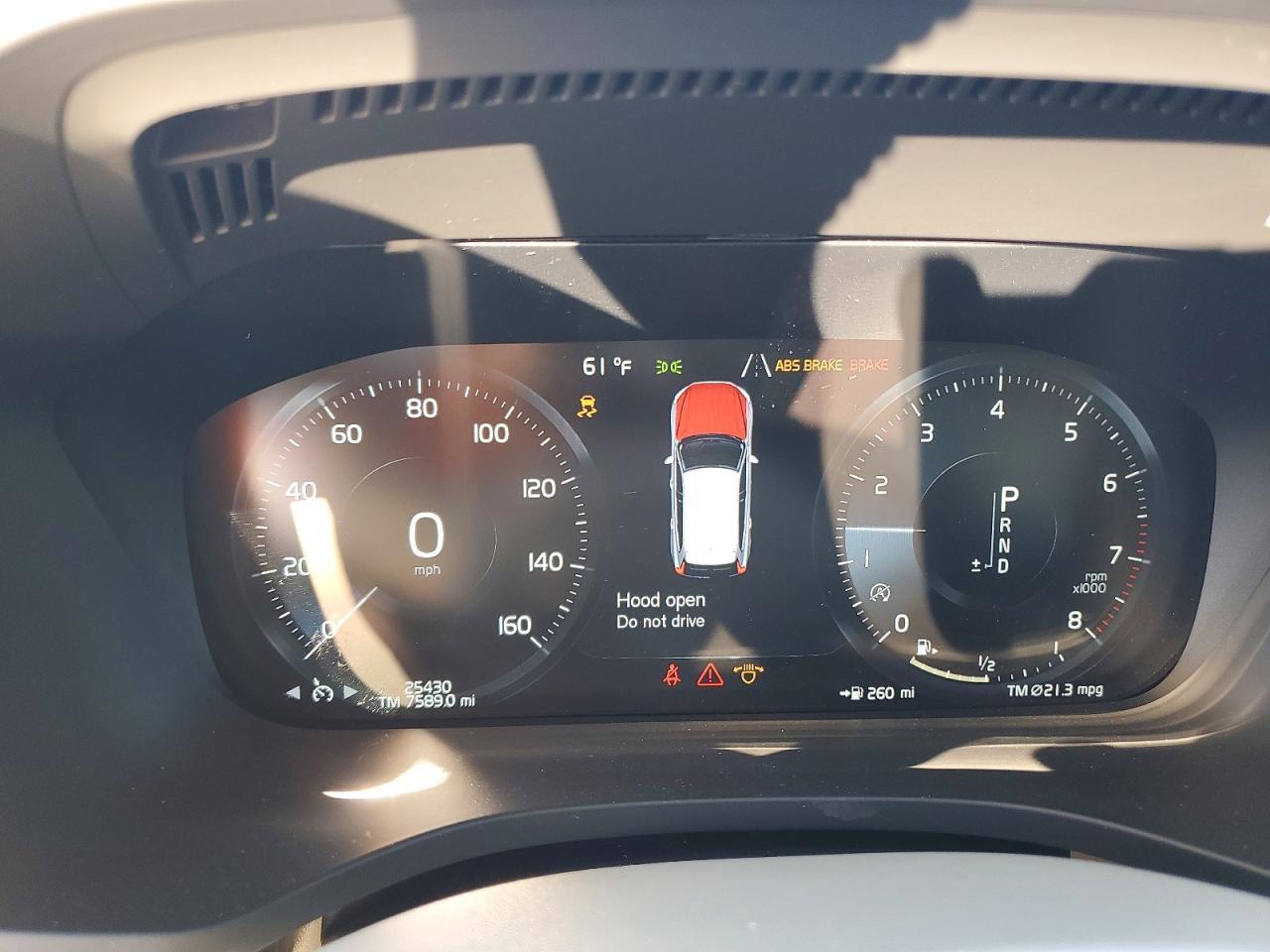 2021 VOLVO XC60