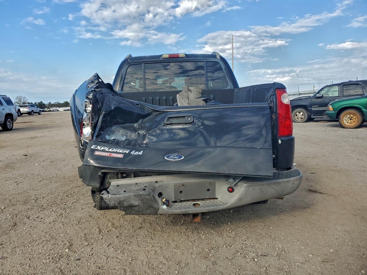 2002 FORD Explorer Sport Trac
