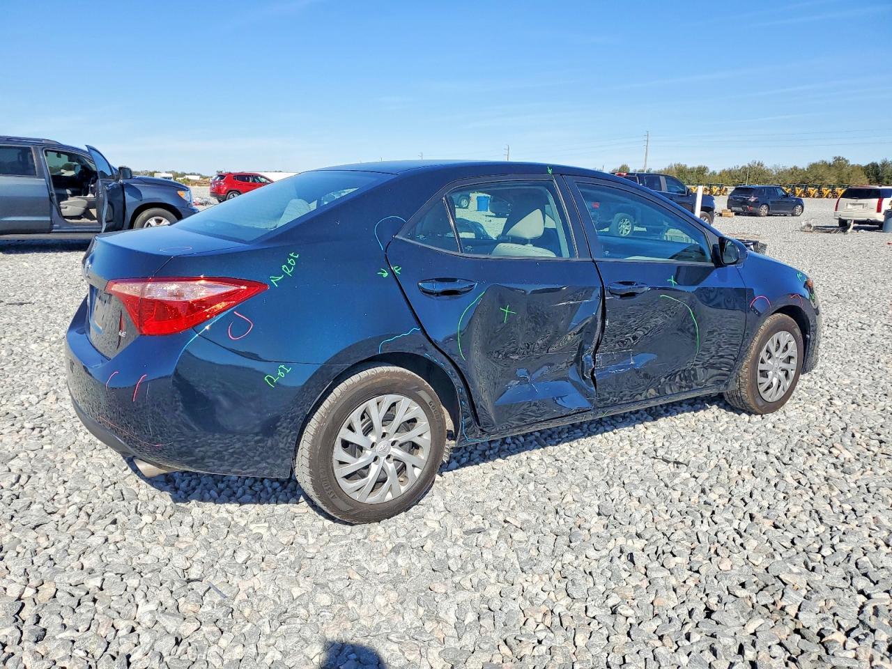 2018 TOYOTA COROLLA