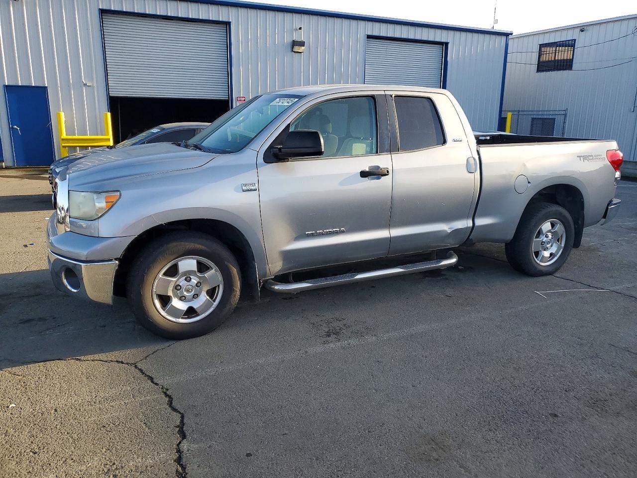 2007 TOYOTA TUNDRA