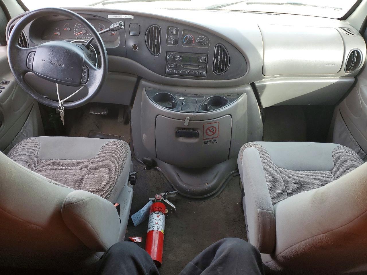 1999 FORD Econoline E350