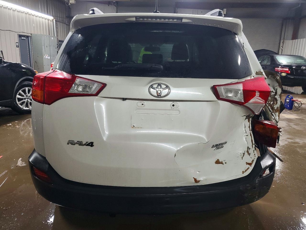 2015 TOYOTA RAV4