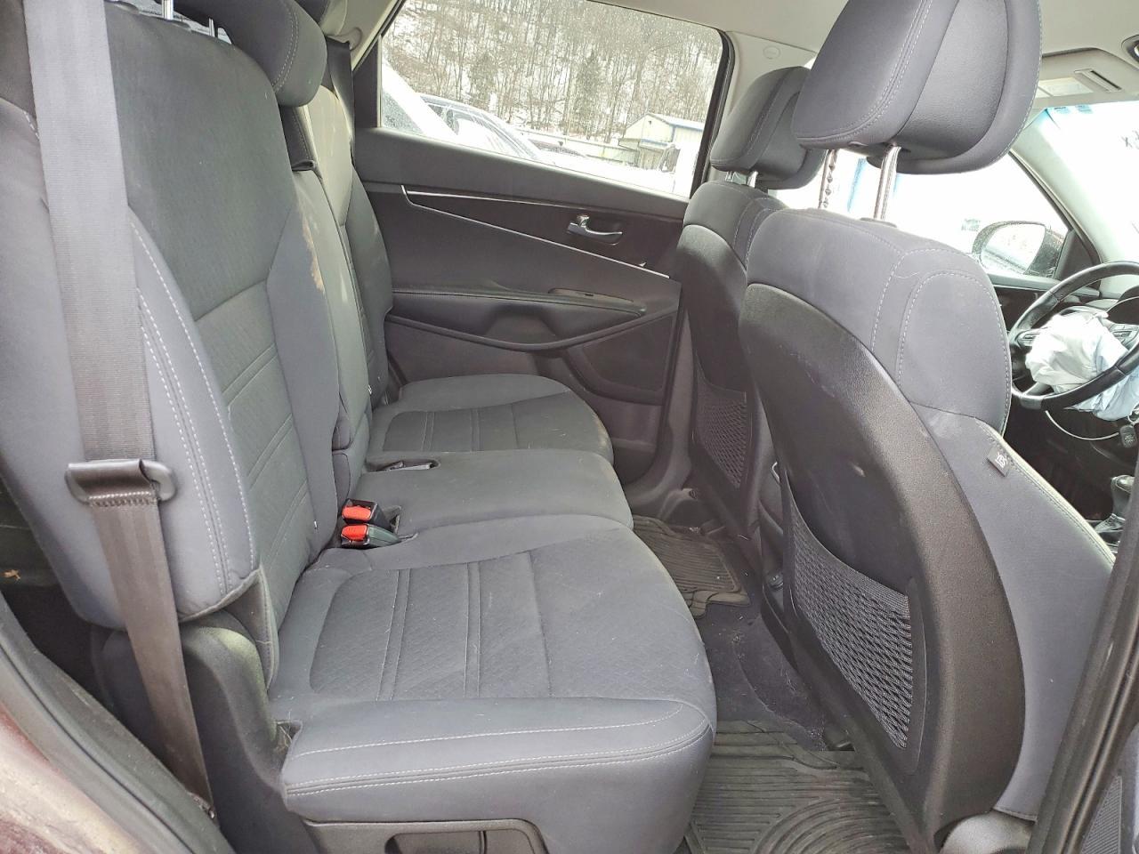 2016 KIA SORENTO