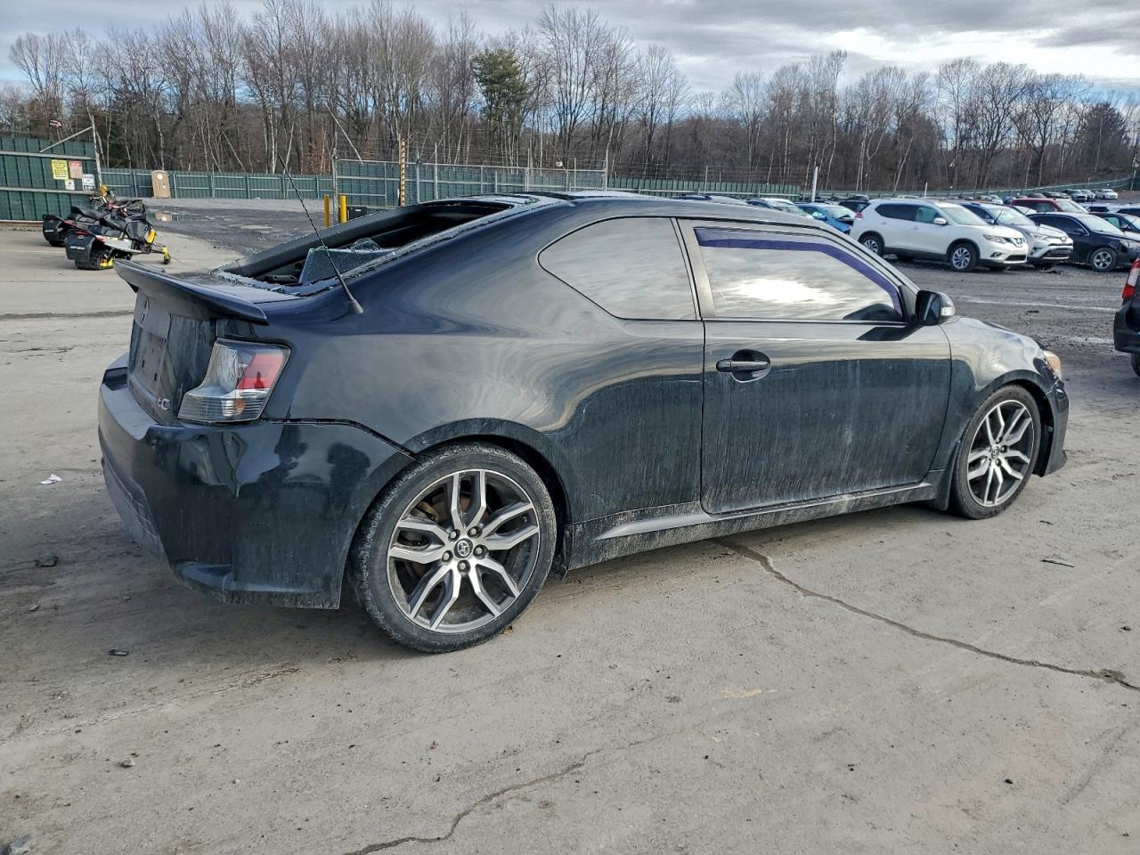 2015 TOYOTA SCION
