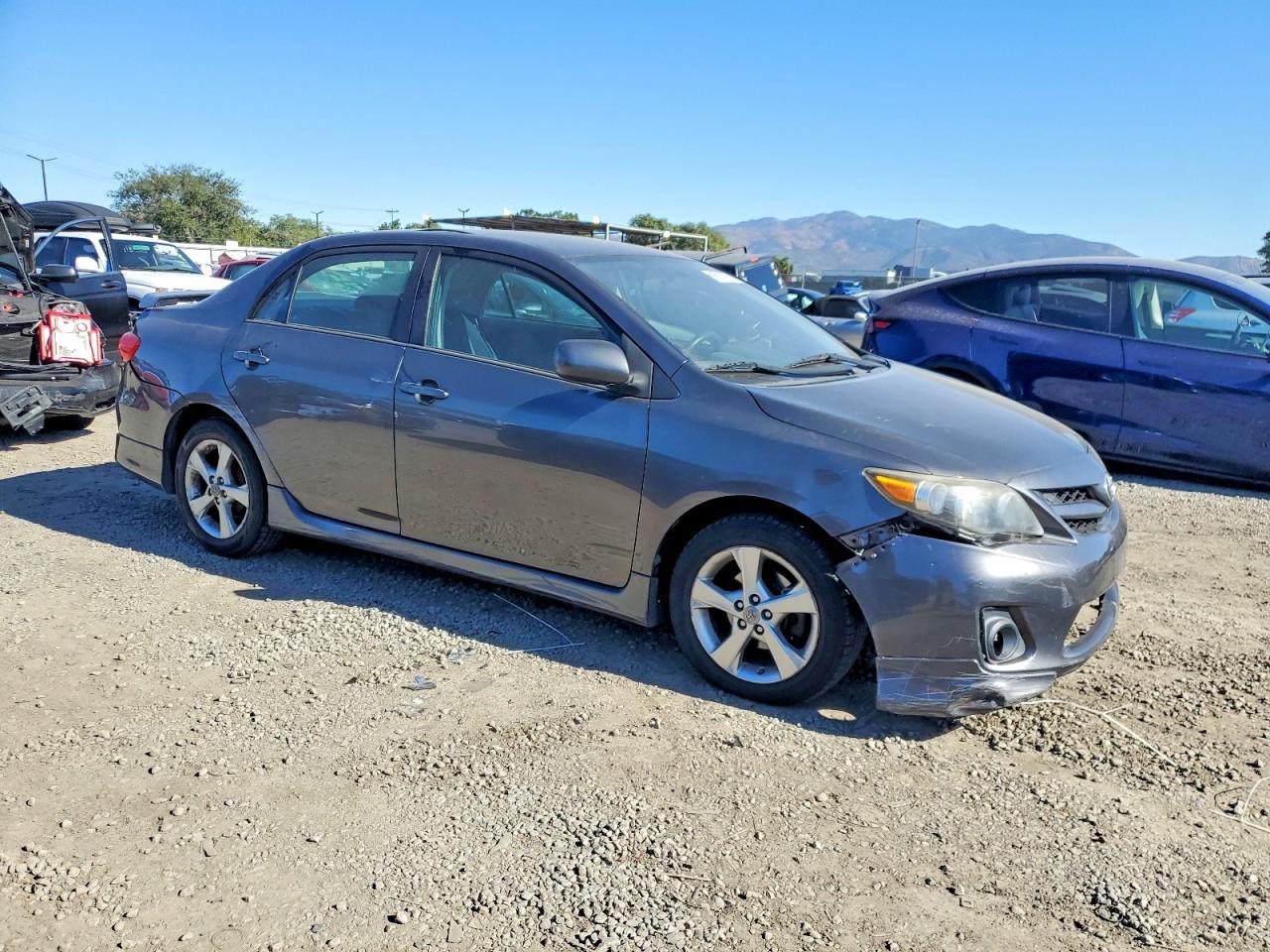 2013 TOYOTA COROLLA