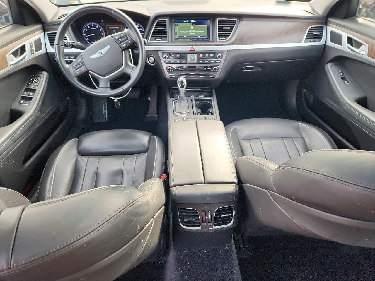 2015 HYUNDAI GENESIS