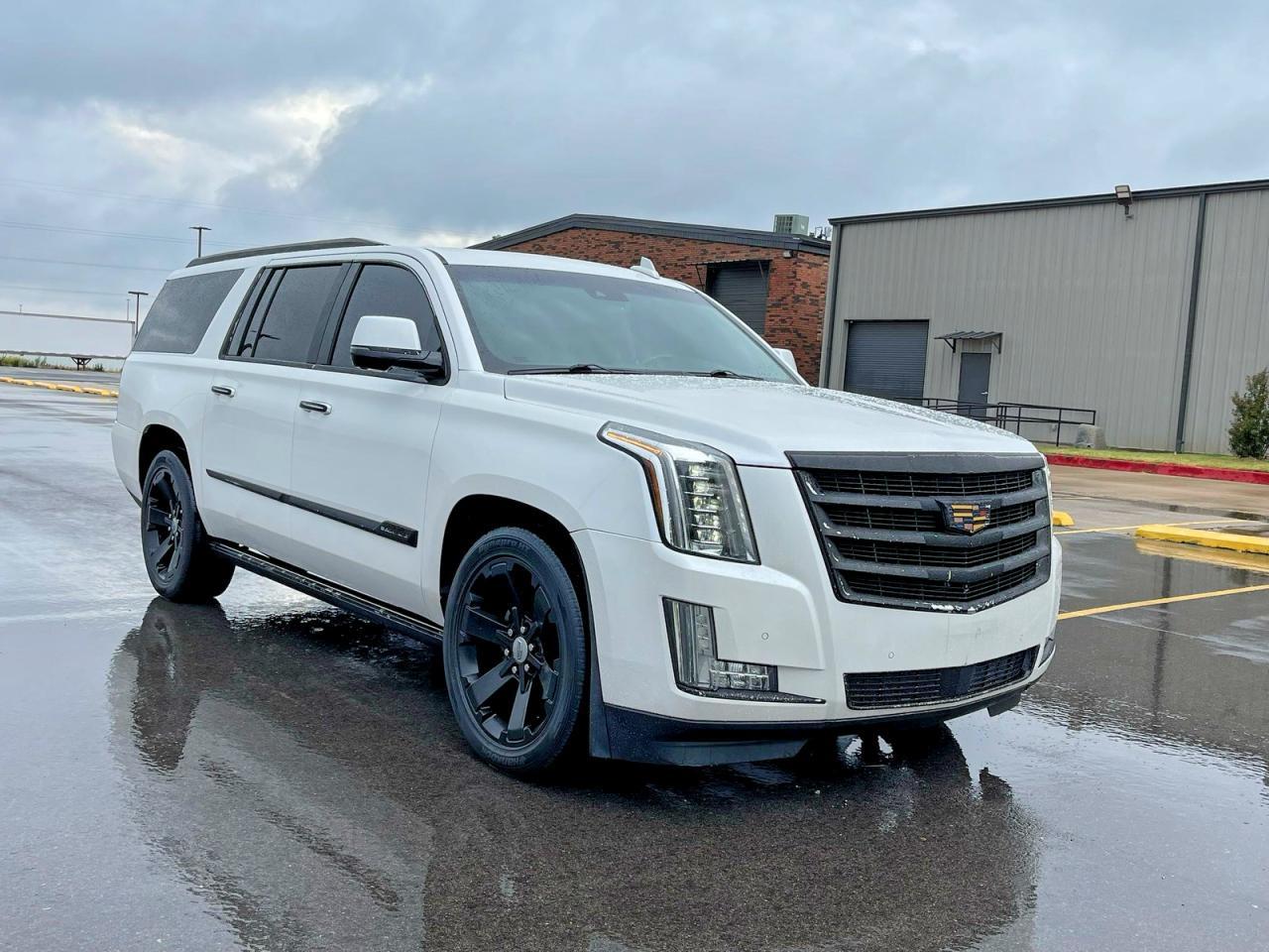 2016 CADILLAC Escalade ESV