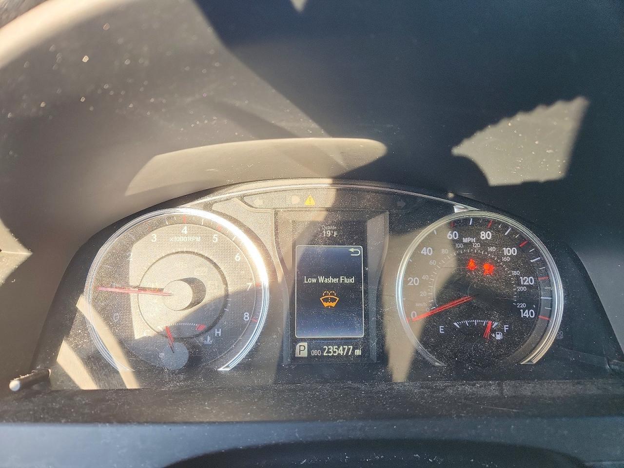 2016 TOYOTA CAMRY