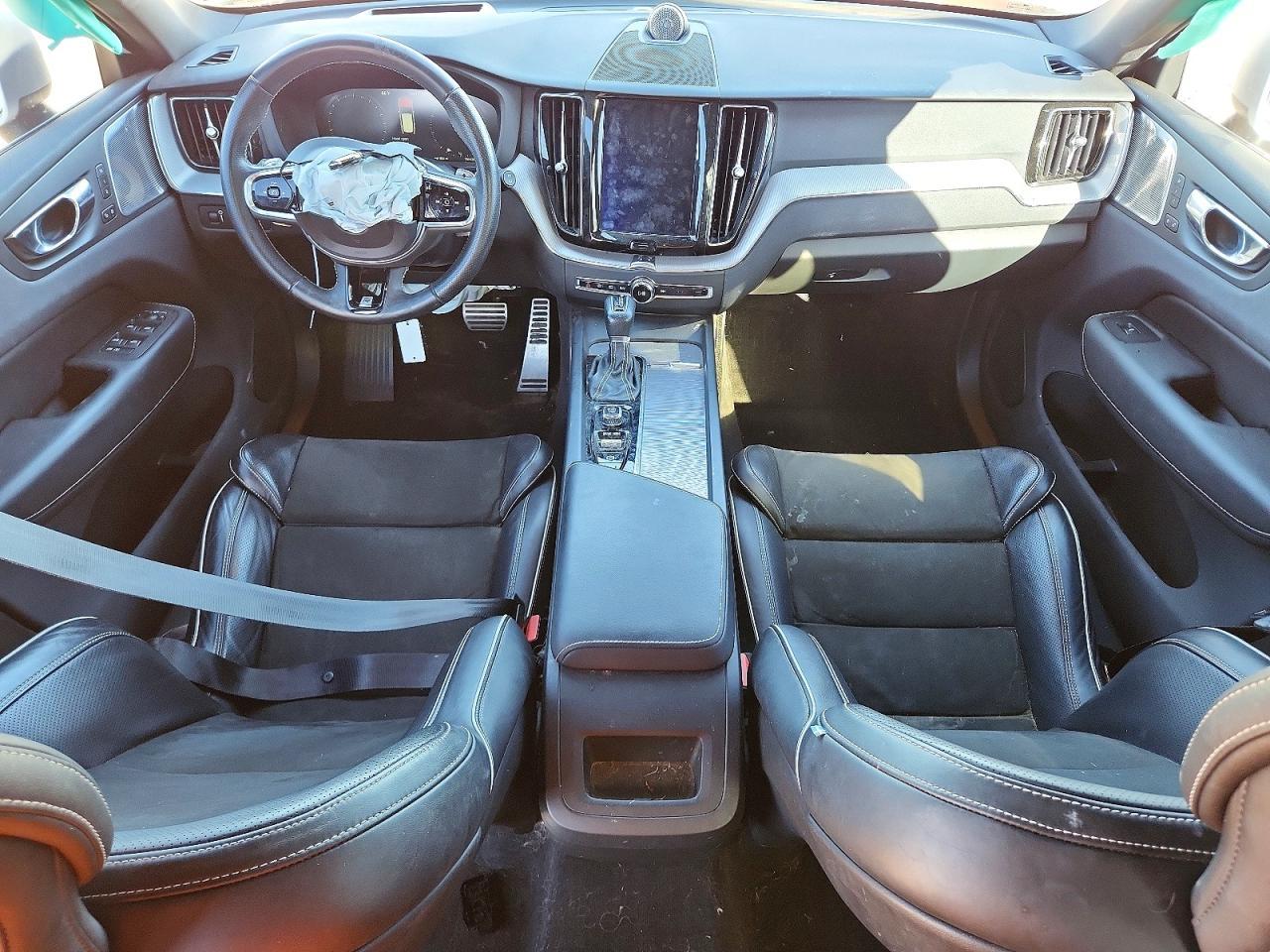 2019 VOLVO XC60