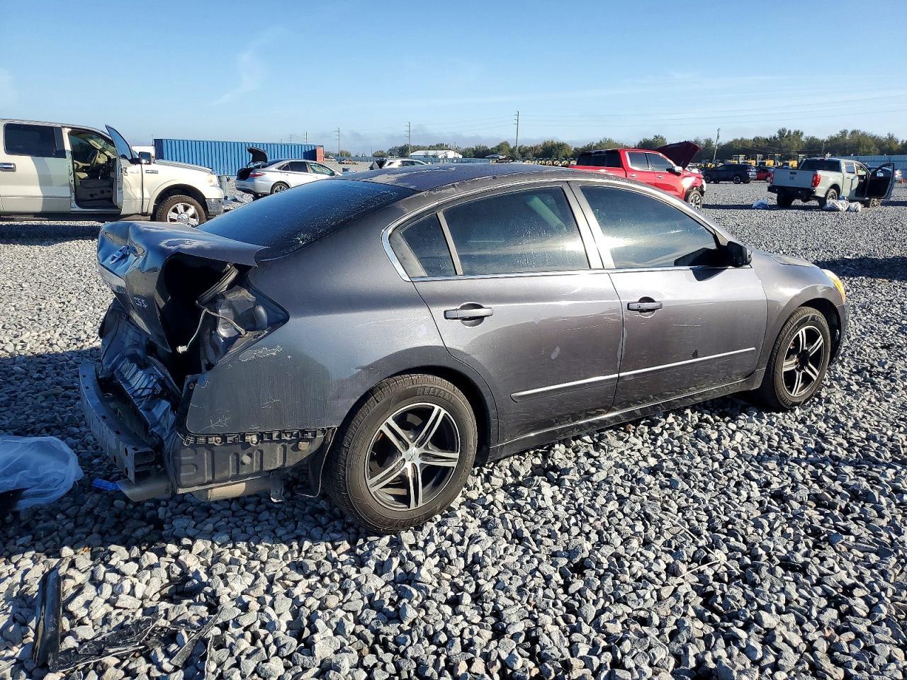 2012 NISSAN ALTIMA