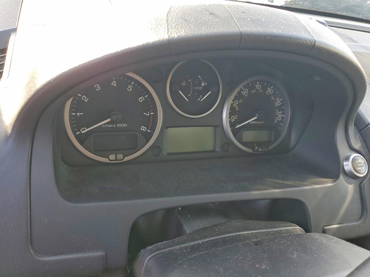2011 LAND ROVER LR2