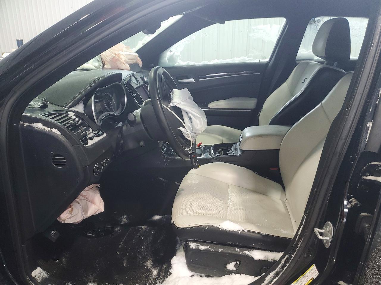 2021 CHRYSLER 300
