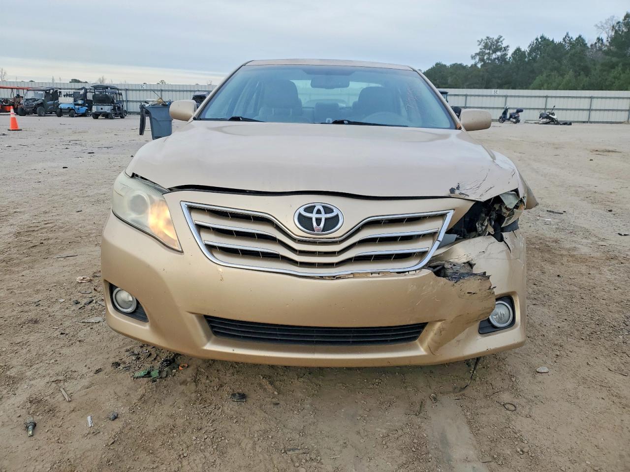 2010 TOYOTA CAMRY