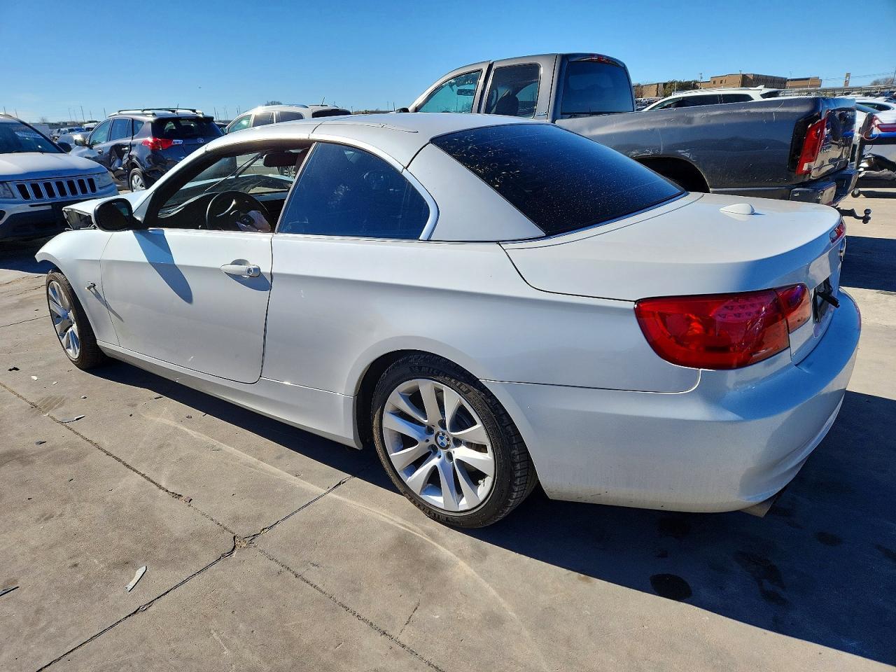 2011 BMW 3 SERIES
