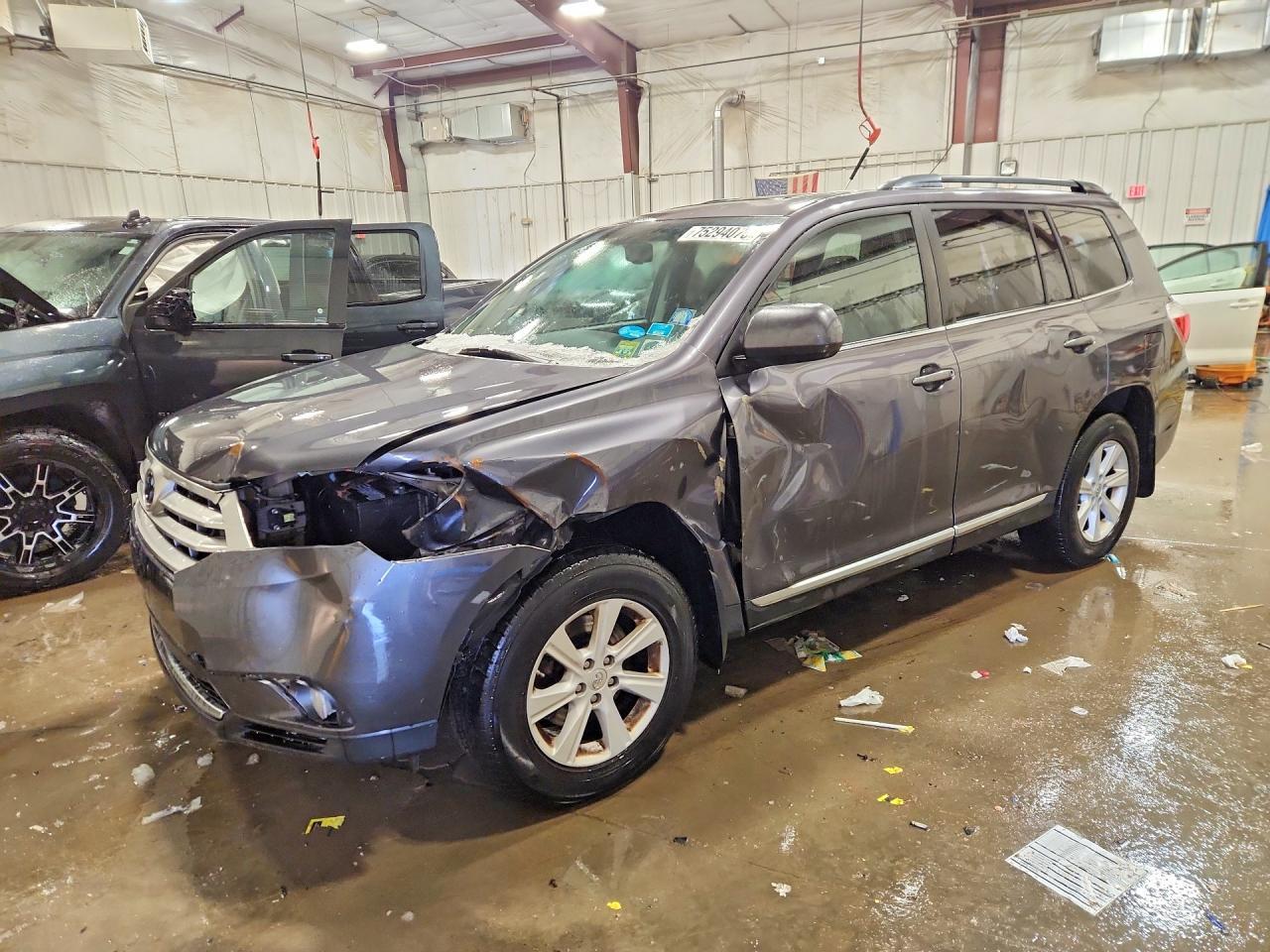 2012 TOYOTA HIGHLANDER