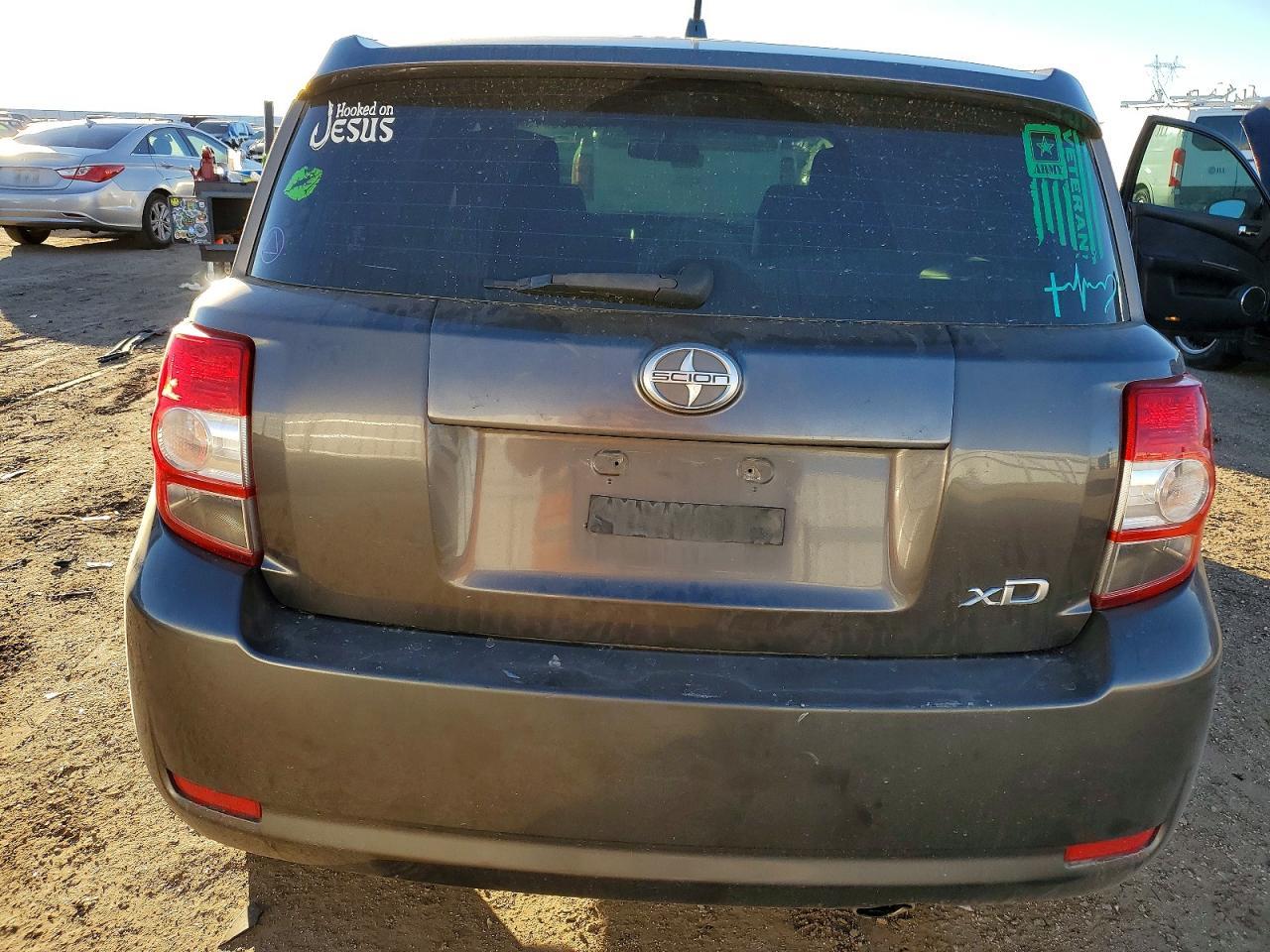 2013 TOYOTA SCION