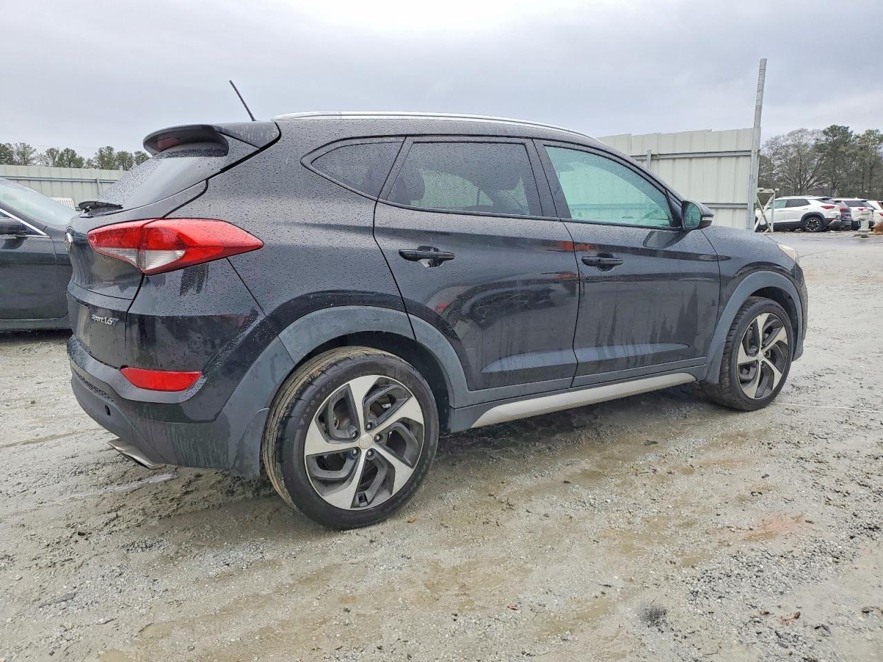 2017 HYUNDAI TUCSON