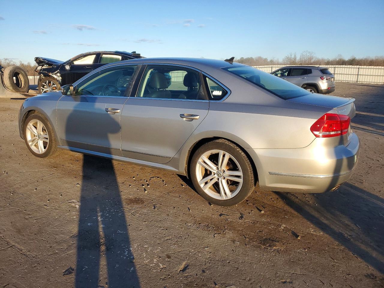 2014 VOLKSWAGEN Passat