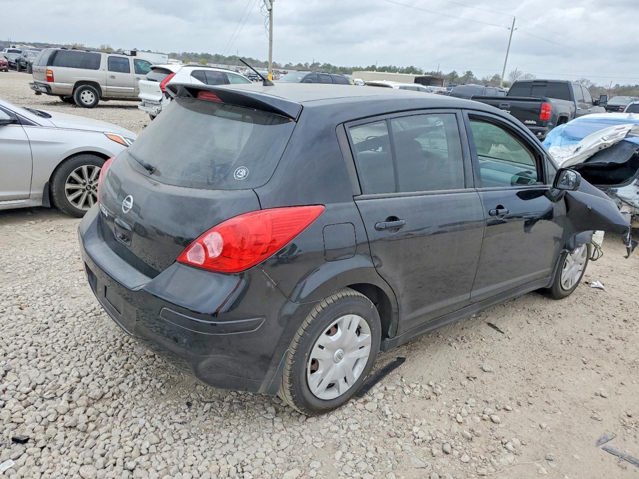2012 NISSAN VERSA