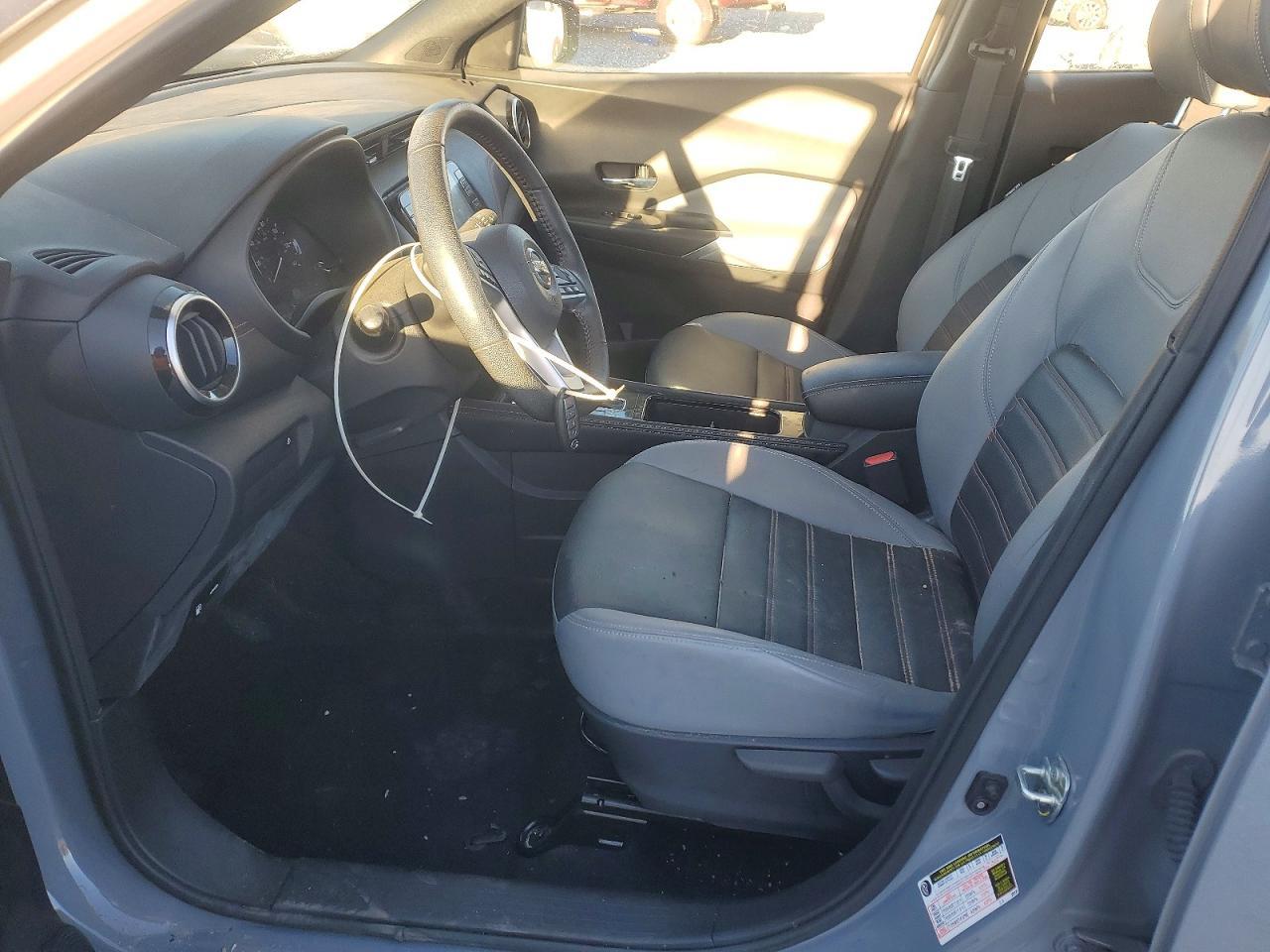 2021 NISSAN KICKS