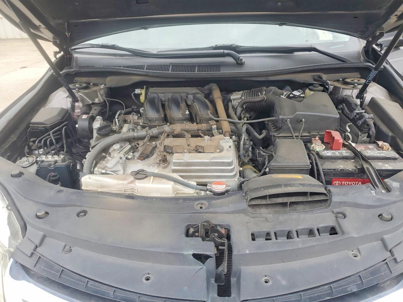2016 TOYOTA CAMRY