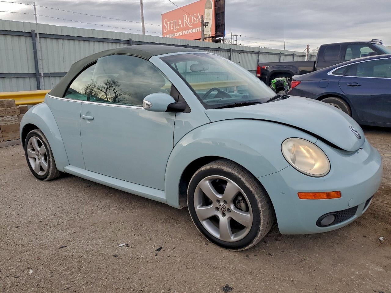 2006 VOLKSWAGEN Beetle