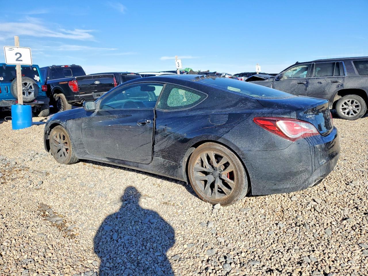 2013 HYUNDAI GENESIS