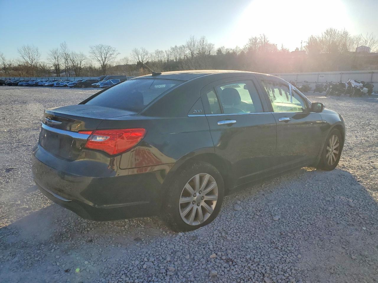 2013 CHRYSLER 200