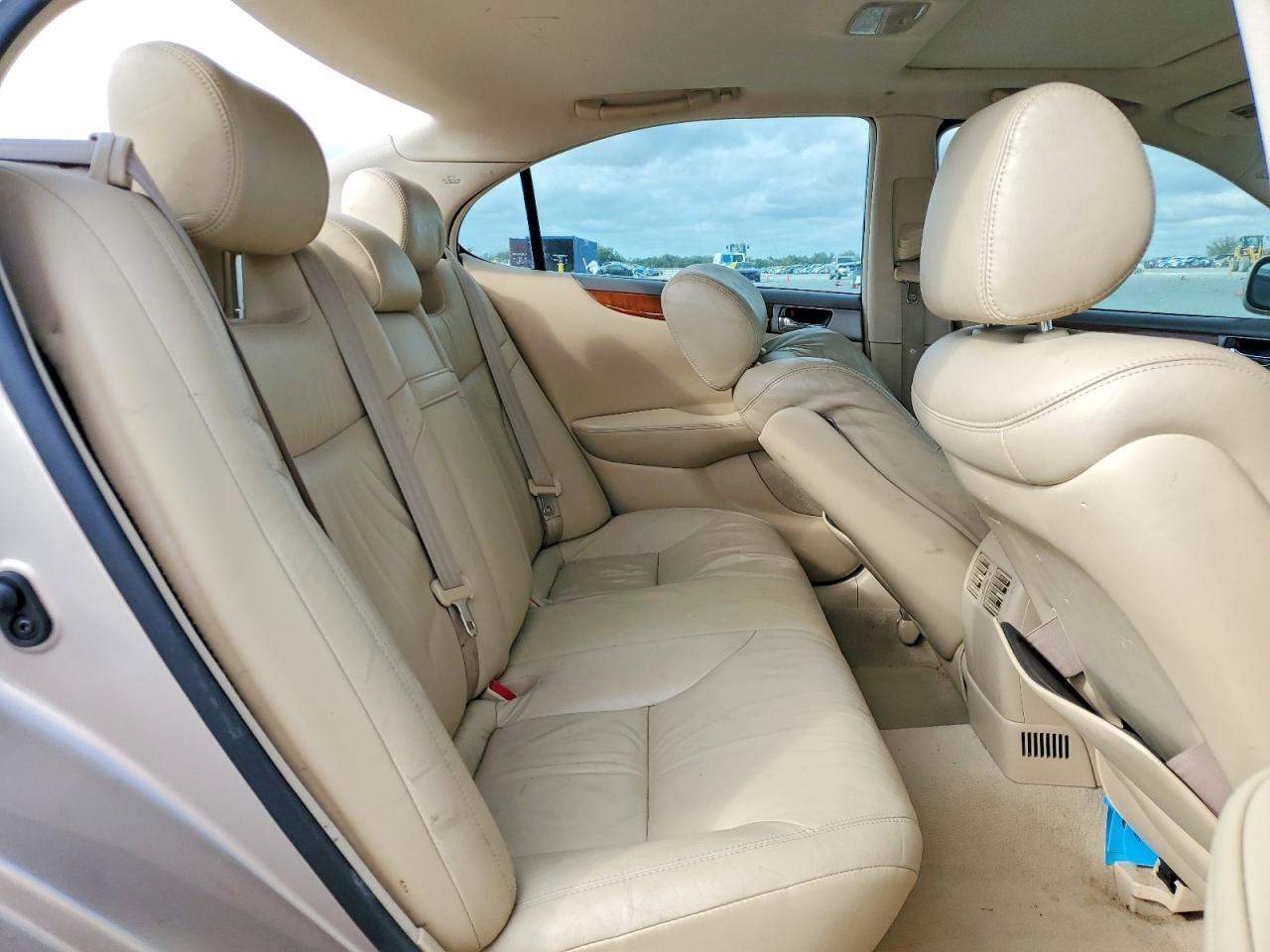 2005 LEXUS ES 330
