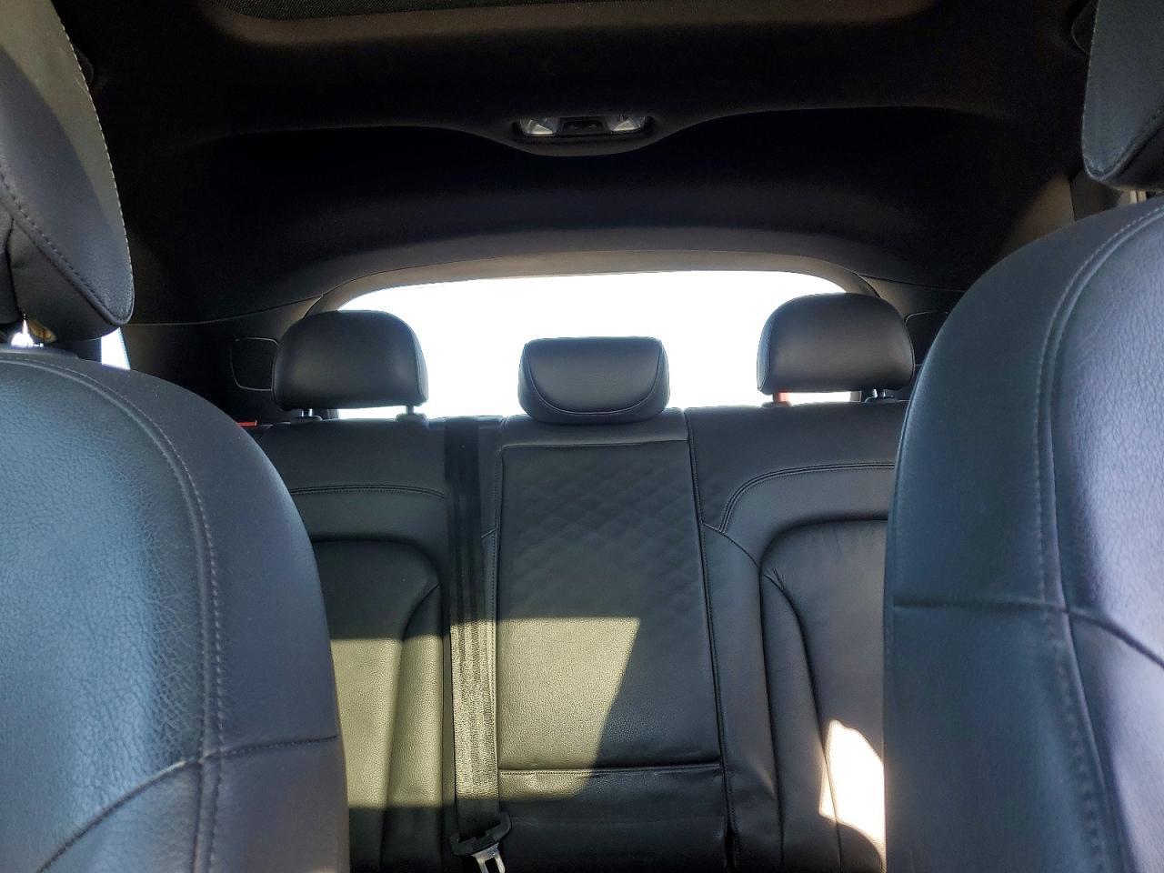 2016 AUDI Q3