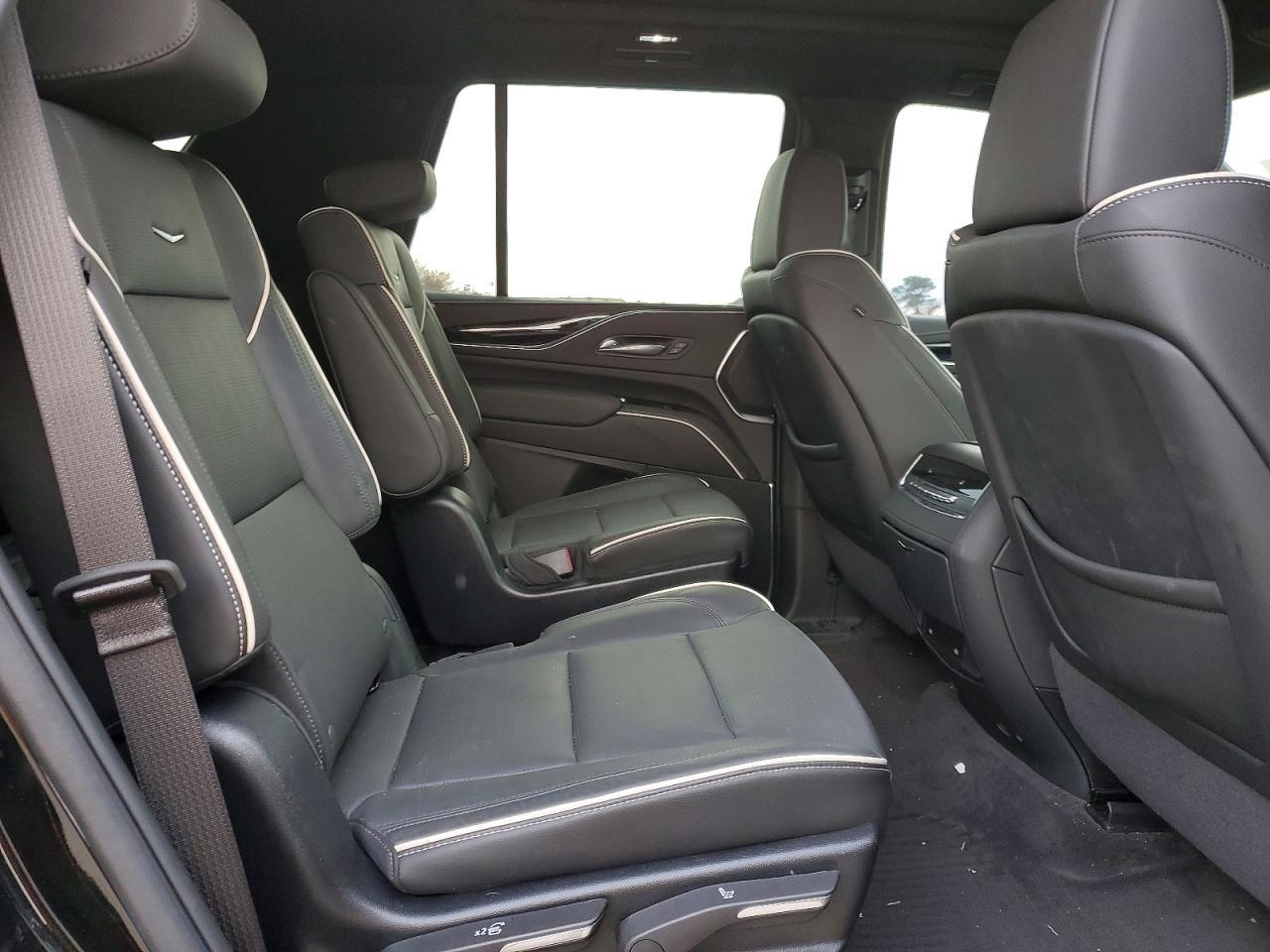 2024 CADILLAC ESCALADE