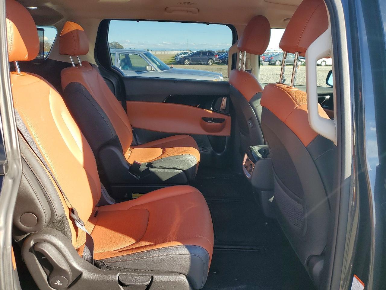 2024 KIA Carnival